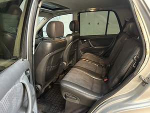 Mercedes ml270 (6 foto / 8)