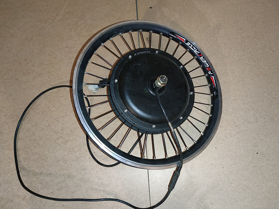 Mootorratasratas 1500 watt