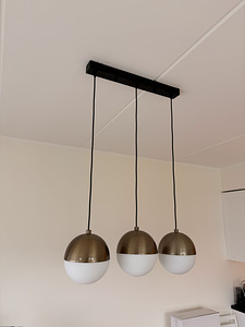 Müüa heas korras 3-kupliga rippvalgusti/lamp (1 foto / 2)