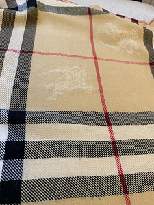 Burberry vintage sall (2 foto / 3)