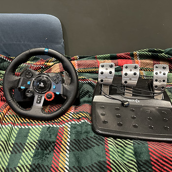 Logitech G29 + педали