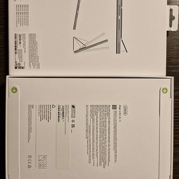 iPad A16 256GB / Smart Folio
