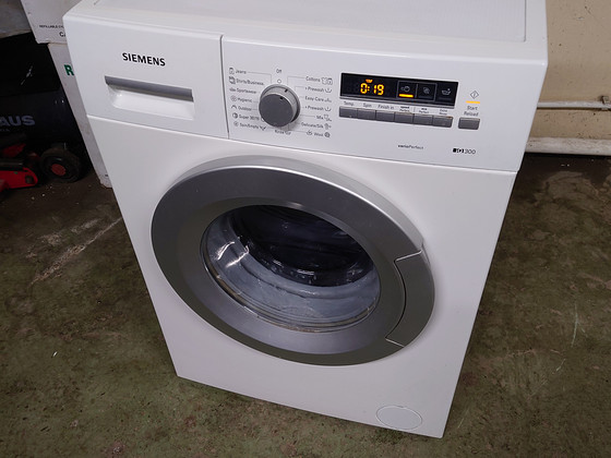 Kitsas pesumasin SIEMENS 40 sm