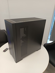 GAMER PC RYZEN 7 5700X /32GB RAM/500GB +1TB NVME/RX9060XT (4 foto / 9)