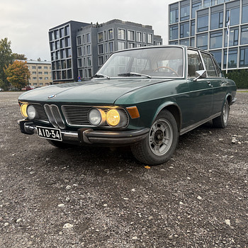 BMW E3 2800