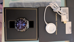 Huawei Watch Ultimate Black — как новые! (4 фото из 4)