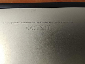 Mac book (2 foto / 2)