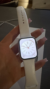 Apple Watches 8, 45 мм (2 фото из 4)