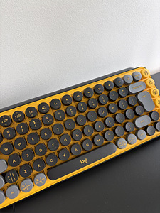 Logitech POP Keys juhtmevaba mehaaniline klaviatuur (Blast) (1 foto / 6)