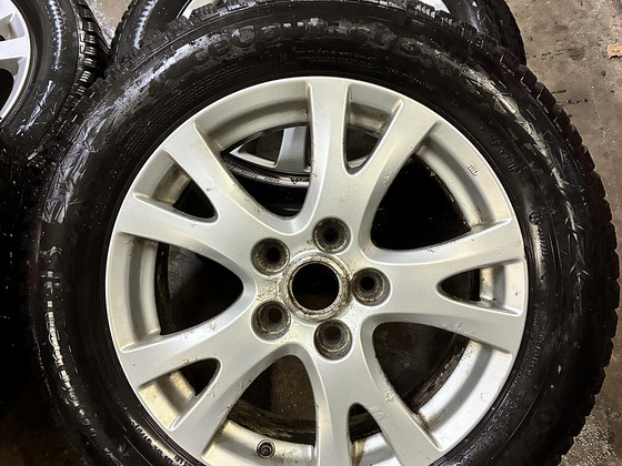 Диски Mazda 16” 5x114.3 и шины Continental Ice Contact 3