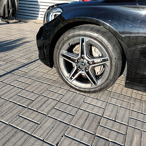 Mercedes veljed rehvidega (7 foto / 8)