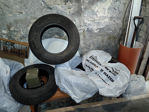 4xkaubiku talve lamellrehv 185-80 R14 C kategooria (1 foto / 5)