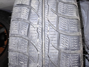 4xkaubiku talve lamellrehv 185-80 R14 C kategooria (3 foto / 5)