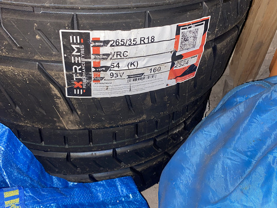 Шины Extreme полуслик 265/35R18