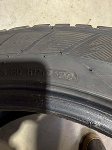 Hankook Winter i*cept X 235/55 R19 101T 6,5-7,2 мм DOT2120 (3 фото из 3)