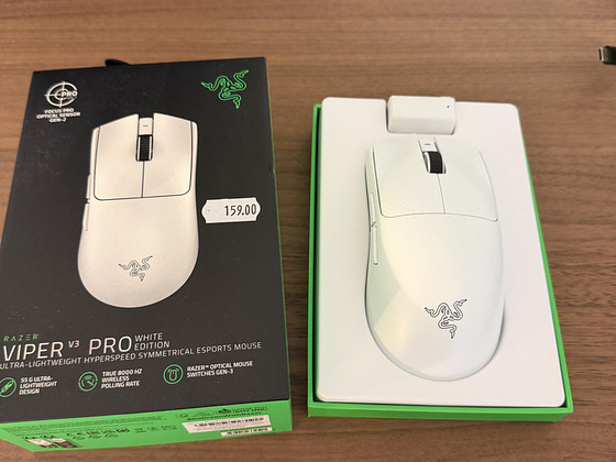 Razer Viper V3 Pro (Белый)