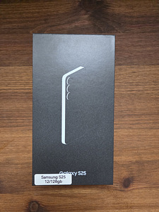 SAMSUNG S25 12/128GB (4 foto / 4)