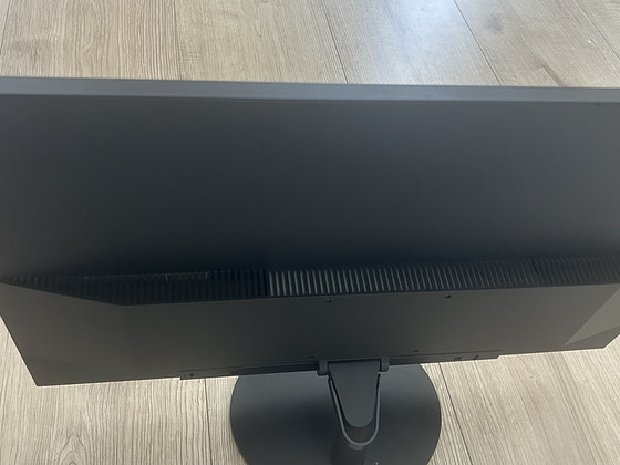 Монитор Lenovo