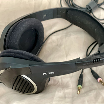 Наушники Sennheiser PC 320
