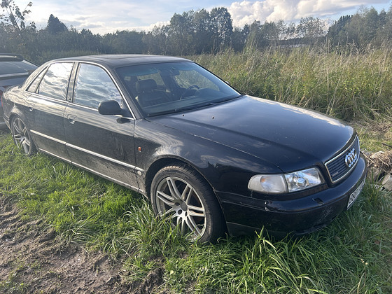 Audi A8 D2 4.2