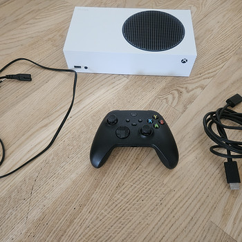 Игровая консоль Microsoft Xbox Series S 512GB