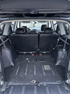 Peugeot 4007 2.2 HDi 2008 (14 фото из 15)