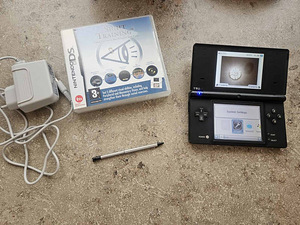 Nintendo Dsi (1 foto / 3)