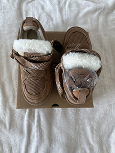 Ugg (3 foto / 3)