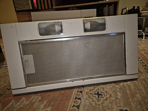 Müüa Electrolux integreeritav õhupuhasti (3 foto / 4)