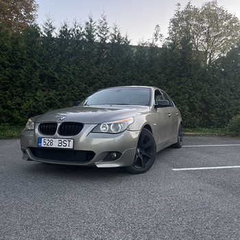 BMW e60 520i