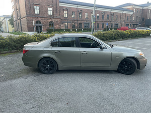 BMW e60 520i (5 фото из 8)
