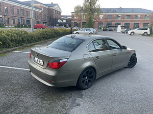 BMW e60 520i (6 фото из 8)