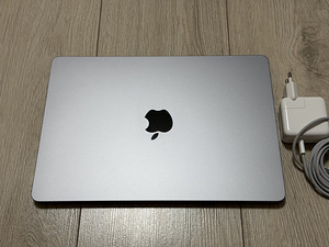 Apple Macbook Air 13 M3 8/256GB SpG ENG/RUS nagu uus Aku 98% (1 foto / 6)