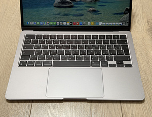 Apple Macbook Air 13 M3 8/256GB SpG ENG/RUS nagu uus Aku 98% (2 foto / 6)
