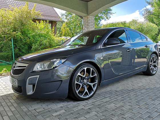 Opel Insignia OPC