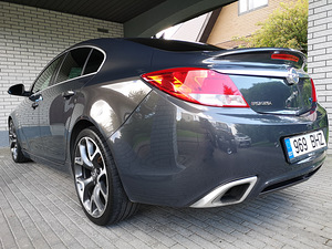 Opel Insignia OPC (4 фото из 7)