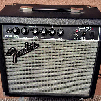 Fender Frontman 15G