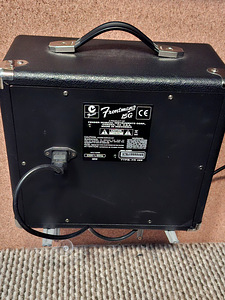 Fender Frontman 15G (2 foto / 2)