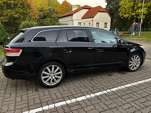 Toyota Avensis (3 foto / 14)