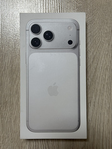 Apple iPhone 17 Pro Max Silver 512GB uus, kinnises pakendis! (1 foto / 3)