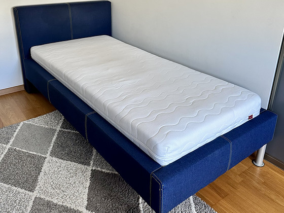 Кровать 90×200 см с матрасом Sleepwell