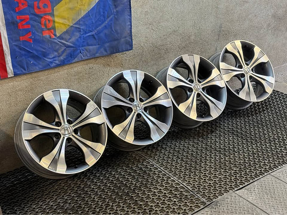 5x114.3 R18 Honda CHV/CRV оригинальные