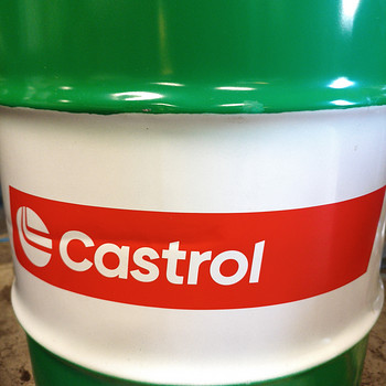 Õlivahetus, remont, rehvitööd Castrol gtx 5w30 c3.