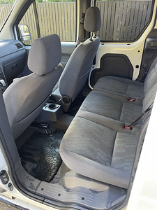 Ford Toureno 1.8D 2009 (7 foto / 10)