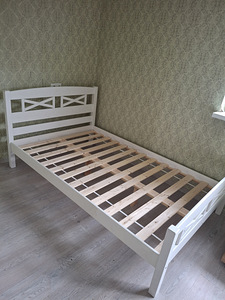 Каркас кровати (2 фото из 2)