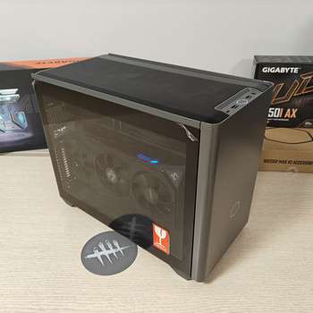 ITX геймерский 9800x3D, SSD 2TB, 32GB DDR5, RX 9070 XT 16GB