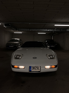 Corvette C4 (1 foto / 7)