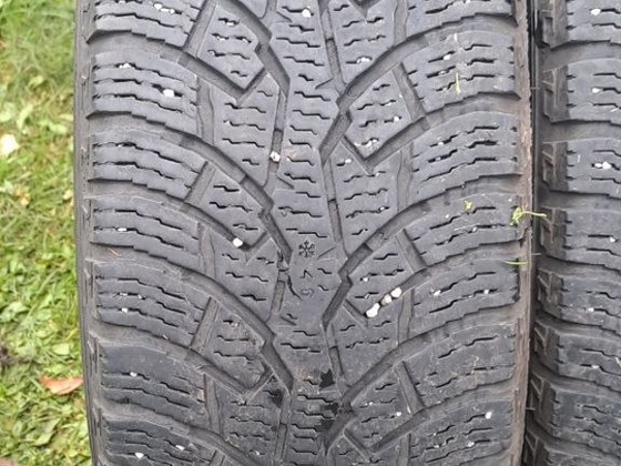 M+S 205 65 16c, Nokian Hakkapeliitta CR4