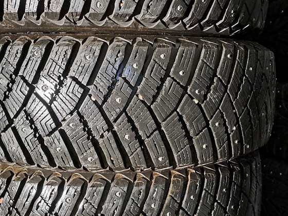 Шипованные шины 195 65 15, Goodyear Ultragrip Ice Arctic, 8 мм