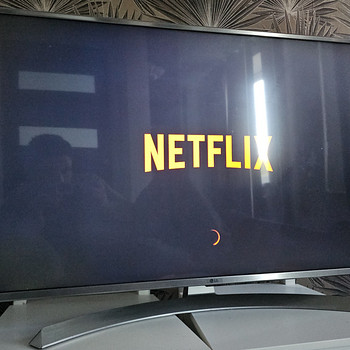 LG 43'